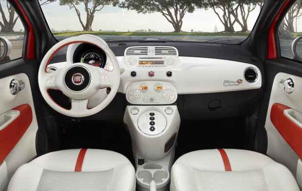 Interior of 2013 Fiat 500e in orange and white