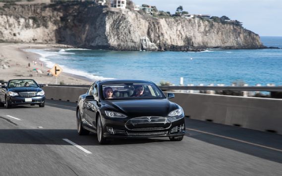 Elon Musk's personal Tesla S being tested by Motor Trend