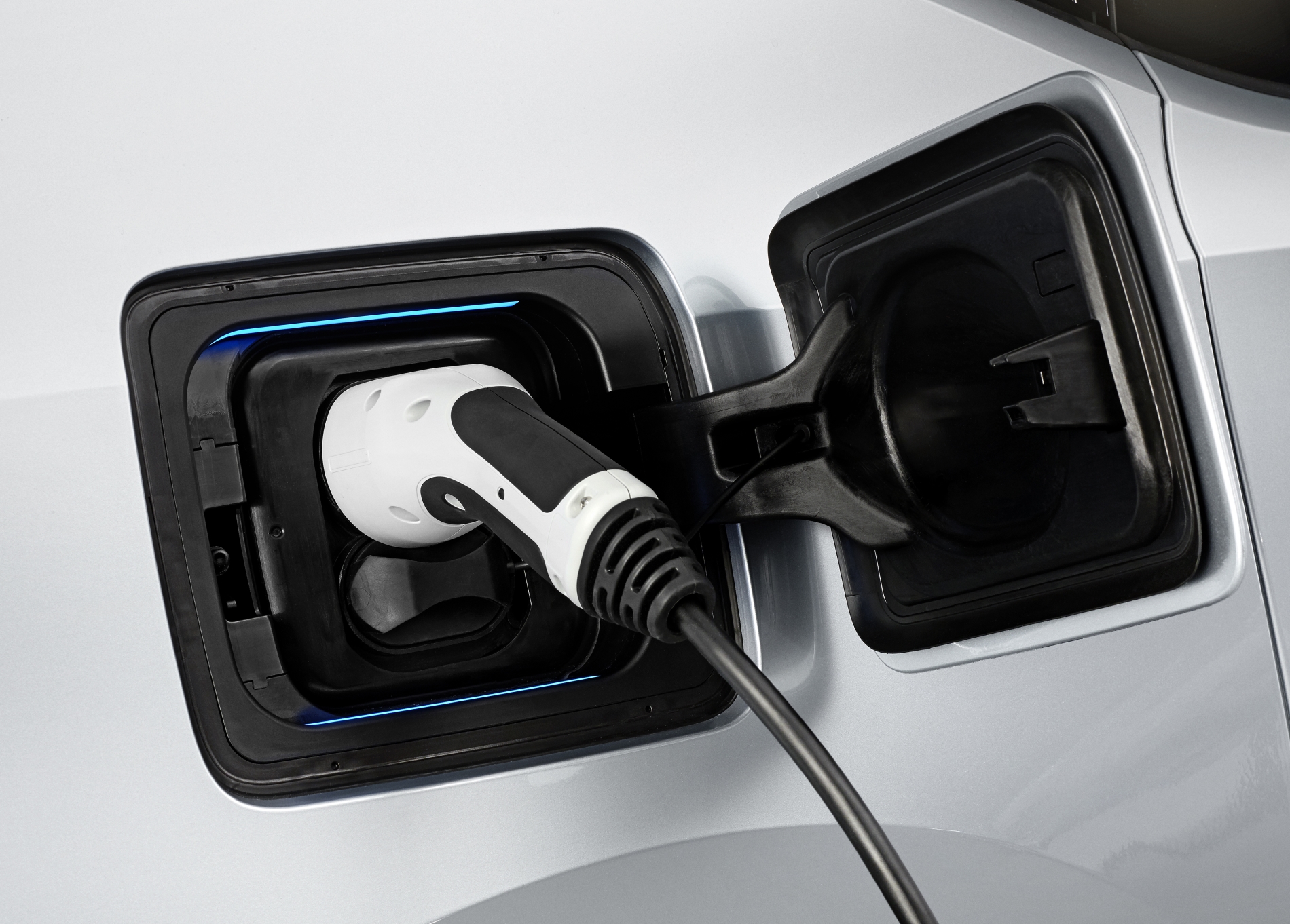 bmw i3 charge port | My Electric Car Forums